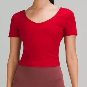 Women’s 6 Lululemon Align Top Dark Red Cropped Short Sleeve Medium